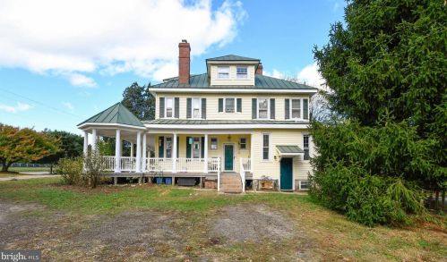211 Main St, Bowling Green, VA 22427-9465