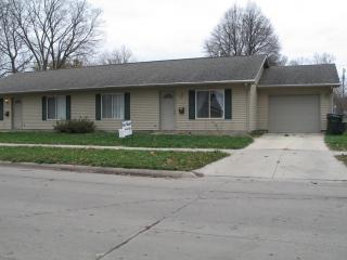 716 Bertch Ave, Waterloo IA  50702-3231 exterior