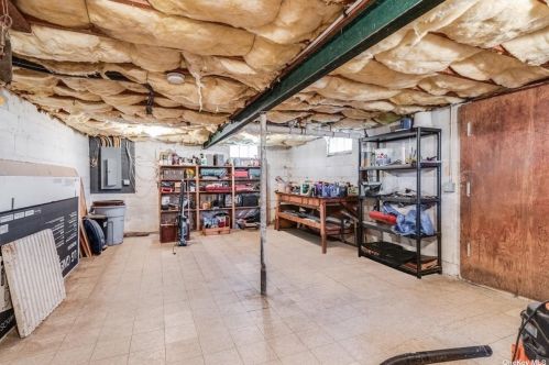 305 Bayberry Rd, Southold NY  11971-4436 exterior