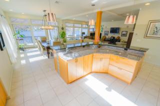 81 Cedar Lk, Parsippany NJ  07834-1805 exterior