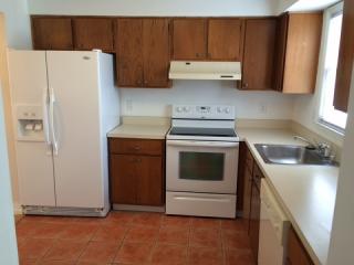 77 Junco Ct, Three Bridges NJ  08887-2103 exterior