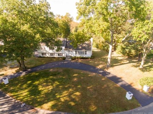 26 Kerr Rd, Stamford, CT 06905-2130