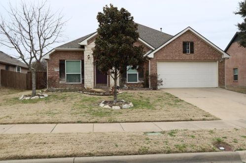 3310 Francis Dr, St Paul, TX 75098-8135