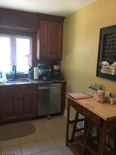 425 Cook Ave, Scotch Plains NJ  07076-1821 exterior