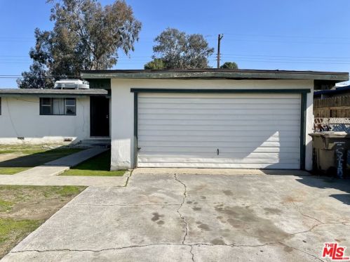 156 Stine Rd, Bakersfield, CA 93309-2016