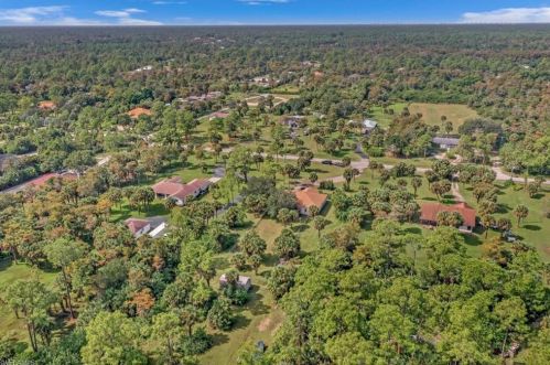 330 17 St, Naples FL 34117-3309 exterior