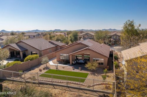 33237 45th Pl, Cave Creek AZ  85331-5073 exterior