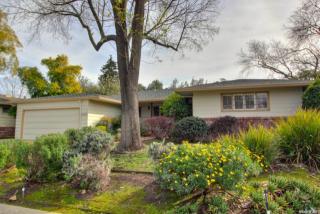 4829 Crestwood Way, Sacramento CA  95822-2501 exterior