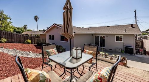 941 Suiter St, Hollister CA  95023-4631 exterior