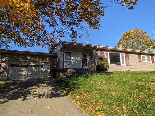 9 Hilltop Dr, Mount Vernon, OH 43050-1839