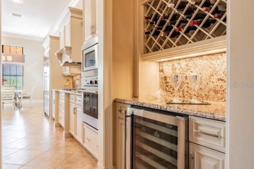 395 Muirfield Loop, Kissimmee FL 34747-6411 exterior