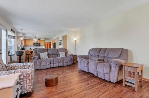 3090 Longridge Way, Darbydale OH  43123-9772 exterior