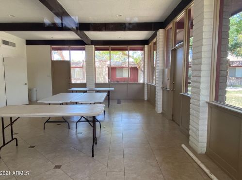 8265 Thomas Rd, Scottsdale AZ  85251-5873 exterior