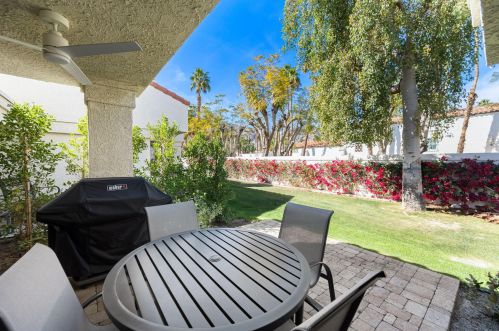 77494 Calle Mazatlan, La Quinta CA  92253-2507 exterior