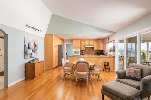 6577 Hopedale Ct, San Diego CA  92120-3211 exterior