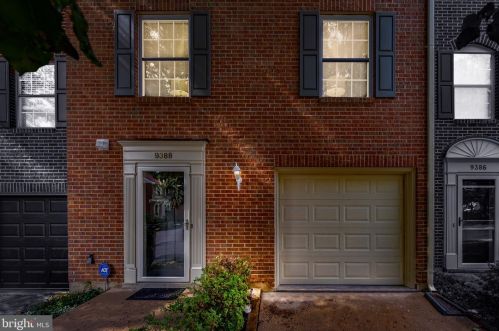 9388 Tucker Woods Ct, Springfield, VA 22015-4247