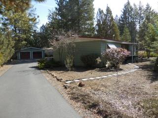 60992 Springcrest Dr, Bend, OR 97702-9116