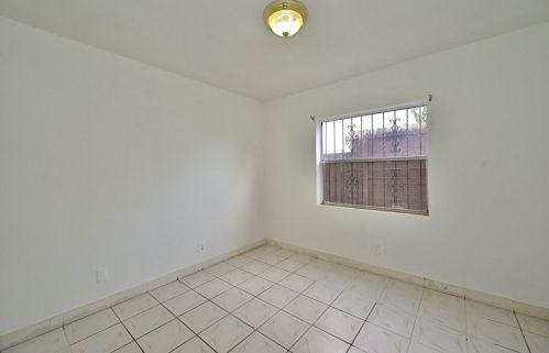 4903 Saratoga Rd, West Palm Beach FL  33415-7415 exterior