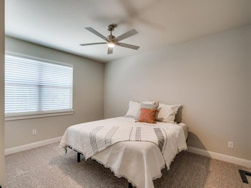 105 Water Garden Dr, Waxahachie TX  75165-6243 exterior