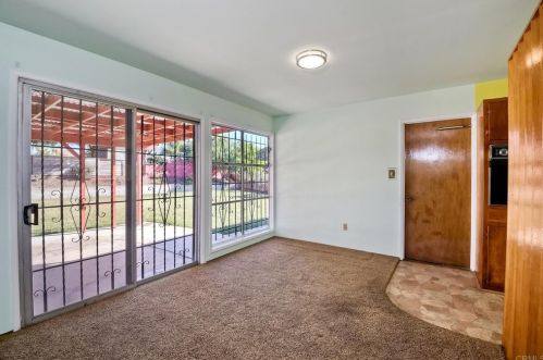 4542 Mt Frissell Dr, San Diego CA 92117-4811 exterior