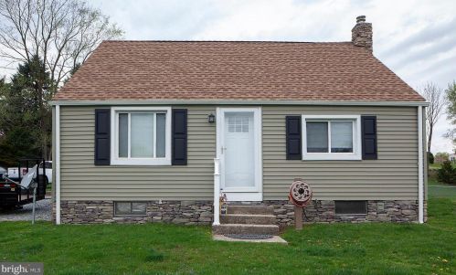 5104 Earl Dr, Harrisburg, PA 17112-2411