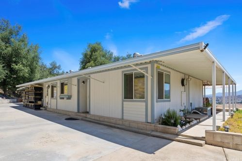 47445 Rainbow Oaks Dr, Temecula CA  92592-2937 exterior