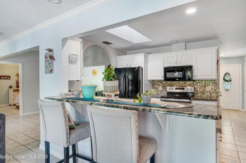 221 Degan Pl, Sebastian FL  32958-4509 exterior