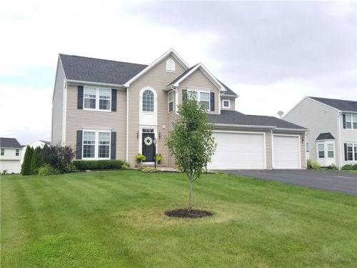 1792 Opal Dr, Canandaigua, NY 14425-9710