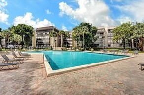 2808 46th Ave, Hollywood FL  33021-2988 exterior