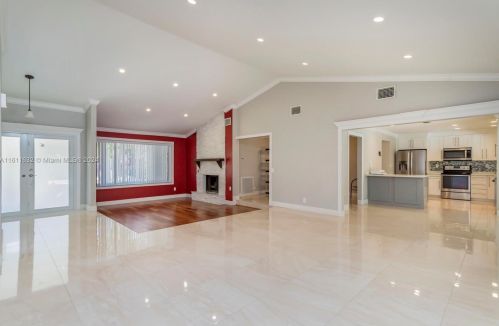 800 18 St, Boca Raton FL 33486-6937 exterior