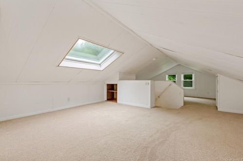 2751 Quaker Church Rd, Yorktown Hgts NY  10598-3346 exterior