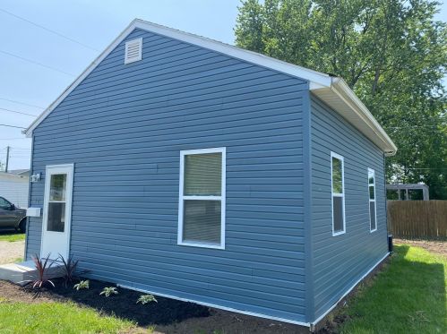 621 Delaware St, Washington Ch OH  43160-1547 exterior