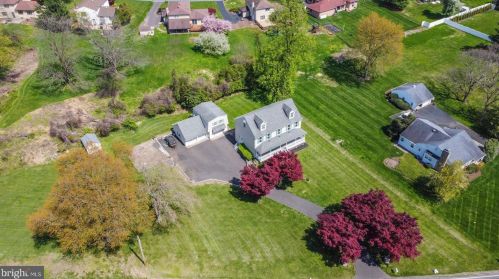 631 Bustleton Pike, Southampton, PA 18954-1352