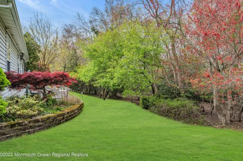 22 Morning Glory Ct, Bricktown NJ 08724-2789 exterior