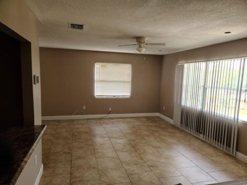 6132 Castlewood Ln, Orlando, FL 32808-4251