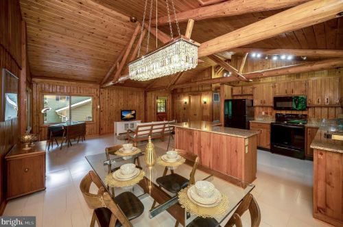 120 Hillside Dr, Locust Grove VA 22508-5233 exterior