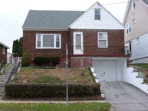 170 Hood Ave, Syracuse, NY 13208-2330