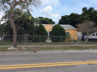 251 6th Ave, Hialeah, FL 33010-5019