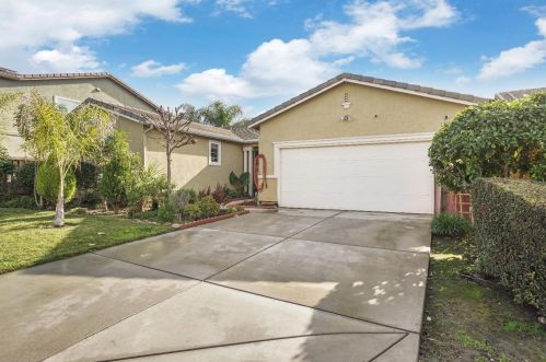 800 Ferry Launch Ave, Lathrop, CA 95330-8794
