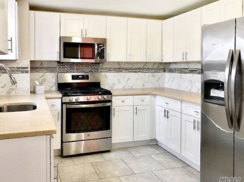 120-01 142nd St, Jamaica, NY 11436-5218