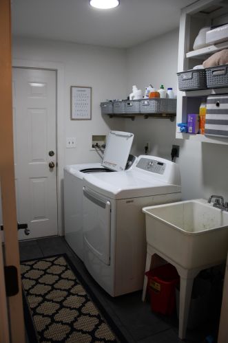 25 Fox Run Rd, Hinsdale NH  03451-2410 exterior