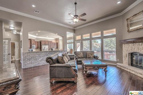 2500 Twin Ridge Ct, Morgans Point, TX 76513-1386