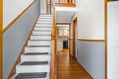 30 Fieldstone Pl, Zelienople PA  16063-9313 exterior