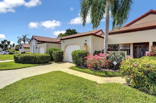 8434 Mooring Cir, Boynton Beach, FL 33472-2342