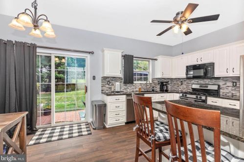 17 Lion Ct, Limerick PA  19468-1339 exterior