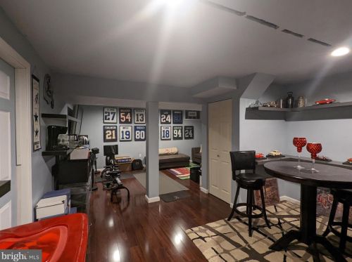 8 Silktree Ct, Bear DE  19701-3027 exterior