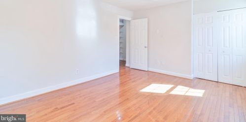 2943 Wetherburn Ct, Woodbridge VA  22191-4631 exterior