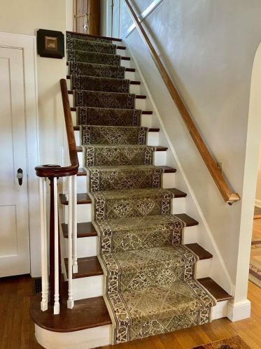 7 Harvey Rd, Londonderry NH  03053-7412 exterior