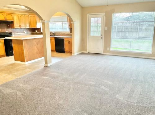 10006 Cardinal St, Morgans Point TX  77571-2512 exterior