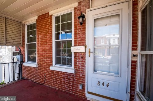 844 Dupont St, Wilmington, DE 19805-5327
